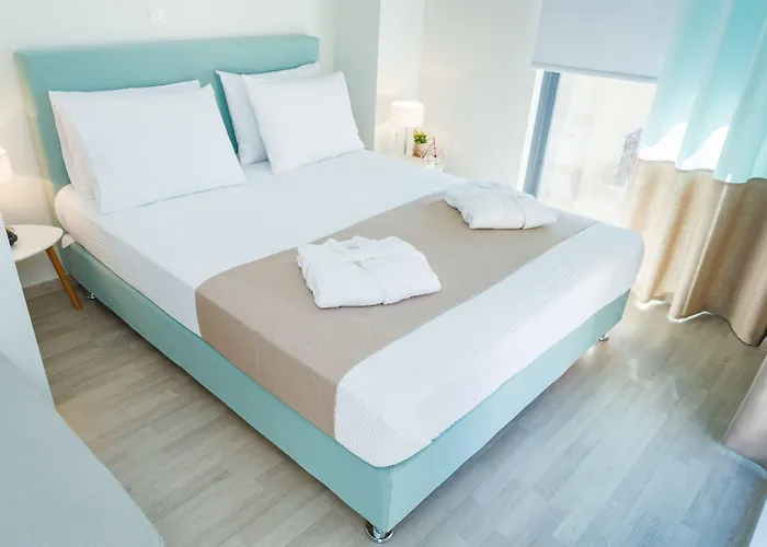 Hotel Tins Atene